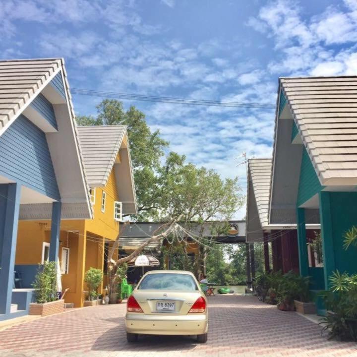 Baan Bon Resort Bang Tabun Phetchaburi Exterior photo